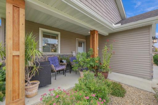 6055 Iris Lane, Rockford, MN 55373