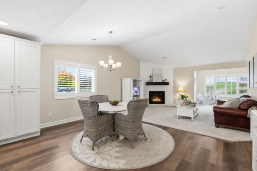 6055 Iris Lane, Rockford, MN 55373