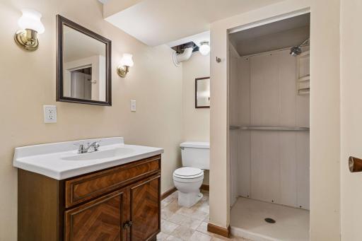 ...The aforementioned convenient 3/4 bath in the basement!