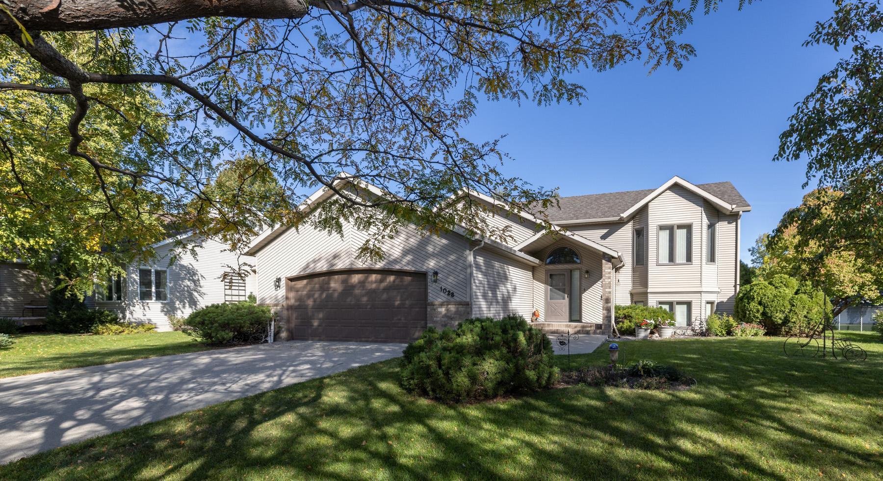 Property photo for 1028 16th Avenue E, West Fargo, ND 58078