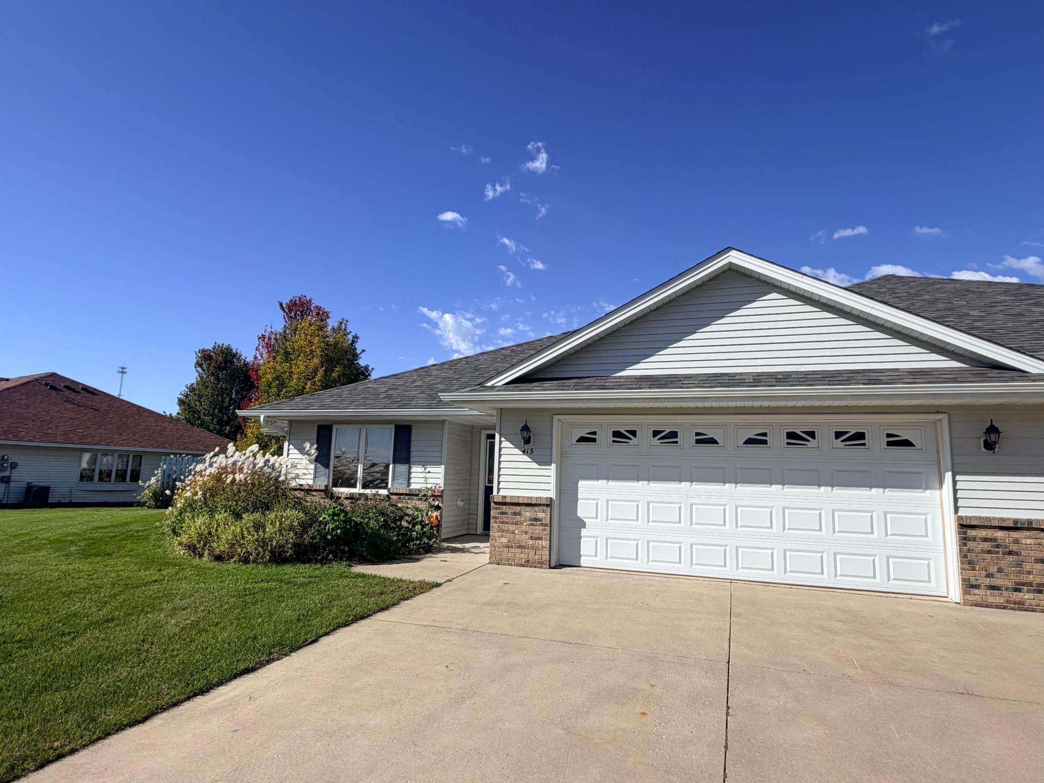 Property photo for 413 Circle View Drive, Dassel, MN 55325