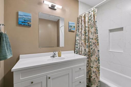 52 Birnamwood Drive, Burnsville, MN 55337