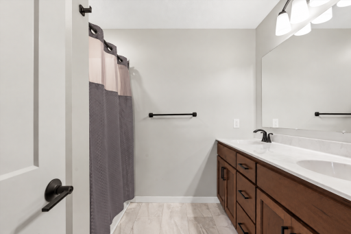 2063 Sandstone Loop N, Sartell, MN 56377