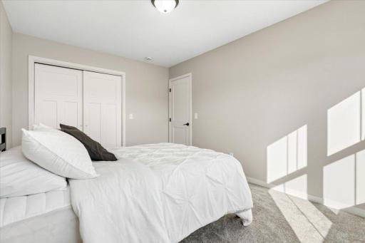 2063 Sandstone Loop N, Sartell, MN 56377