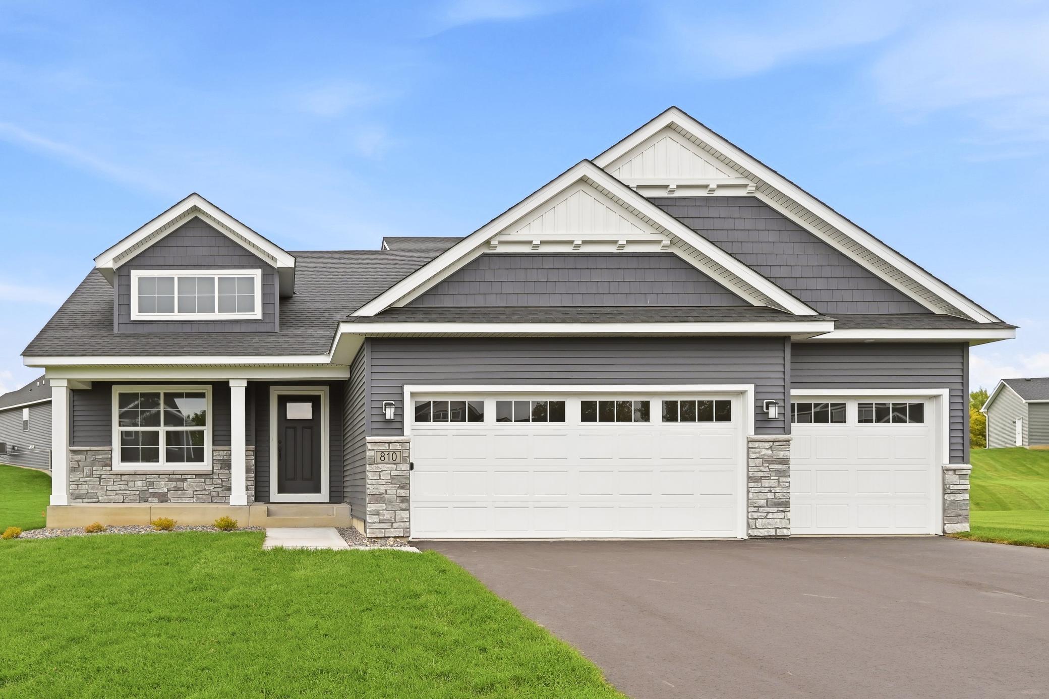 The Crestview at 810 Walnut Ct in Oakview Ridge!