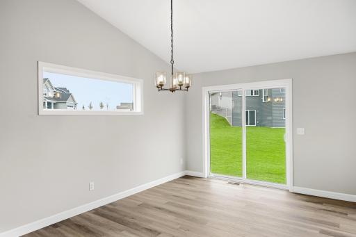 Dining - The Crestview at 810 Walnut Ct in Oakview Ridge!