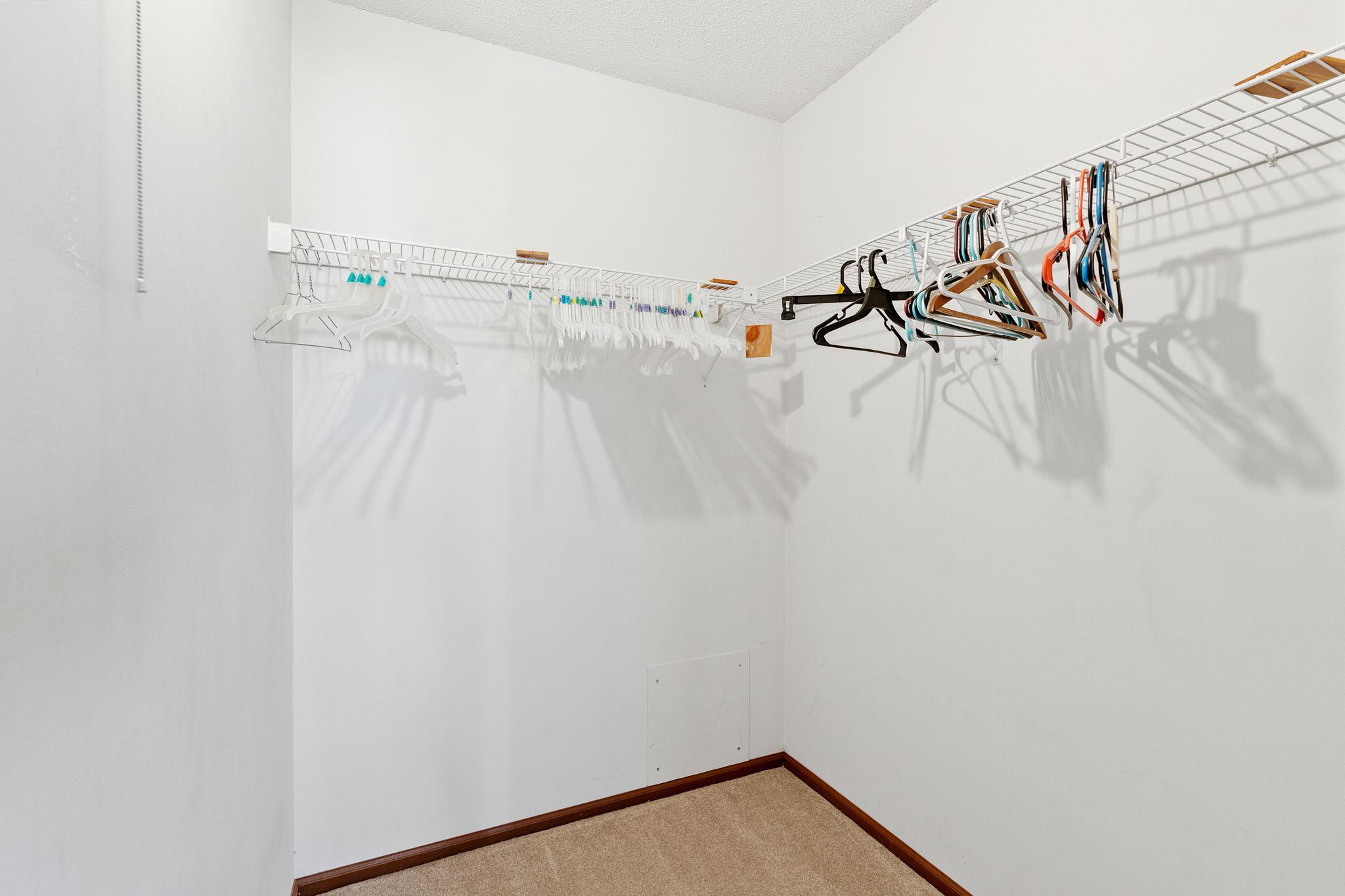 28-web-or-mls-3514 4th Ave S-28.jpg
