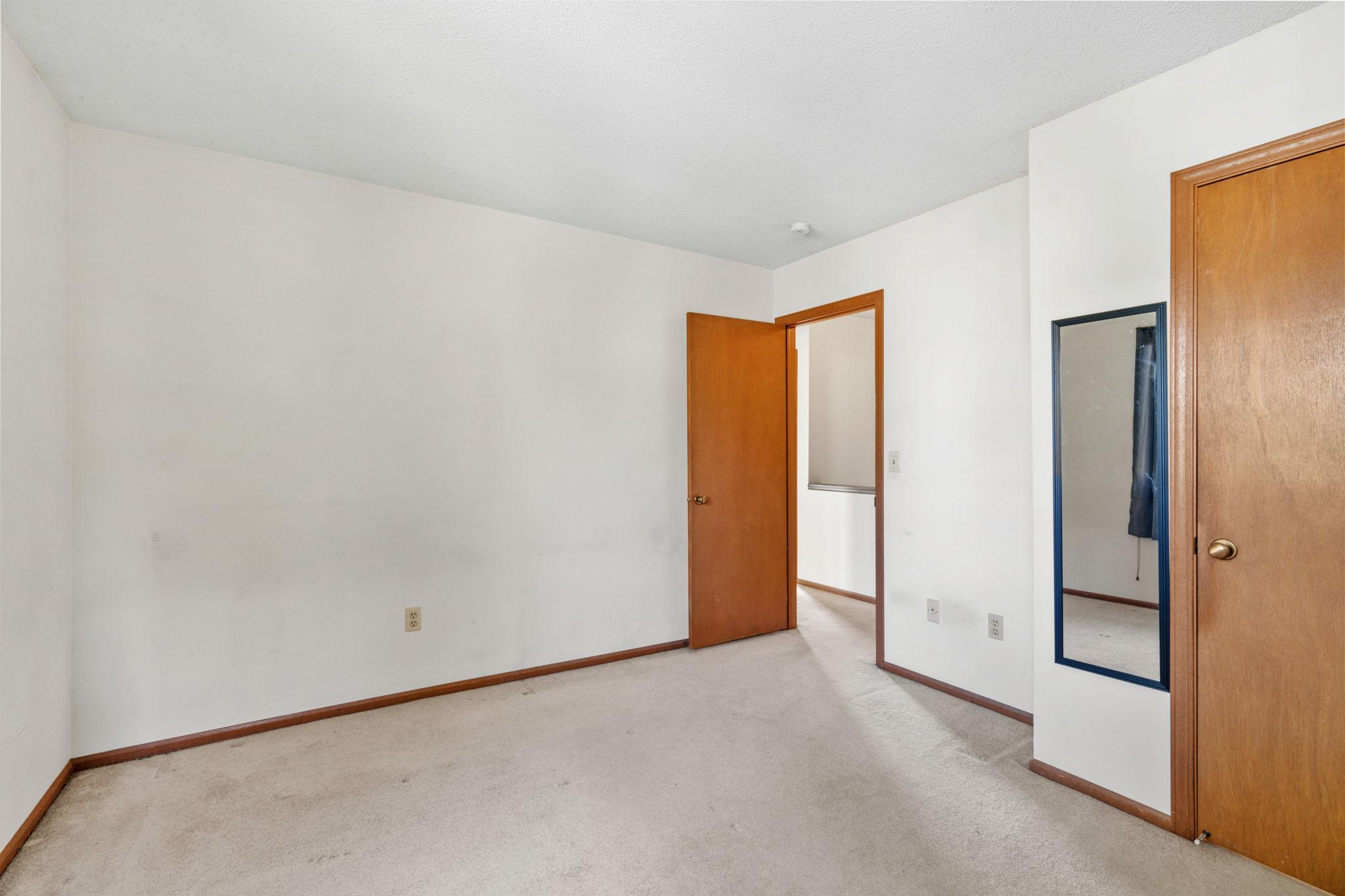 27-web-or-mls-3514 4th Ave S-27.jpg