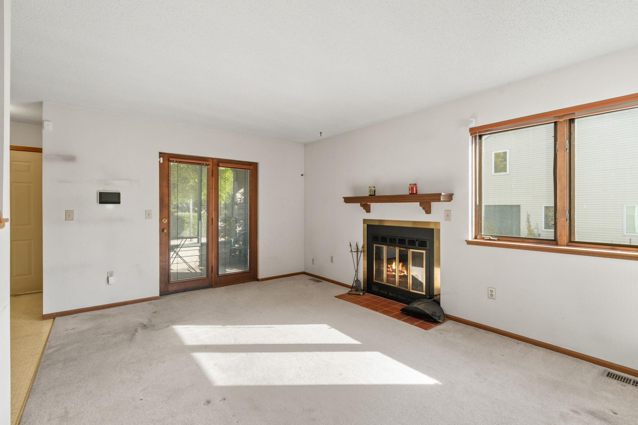 11-web-or-mls-3514 4th Ave S-11.jpg