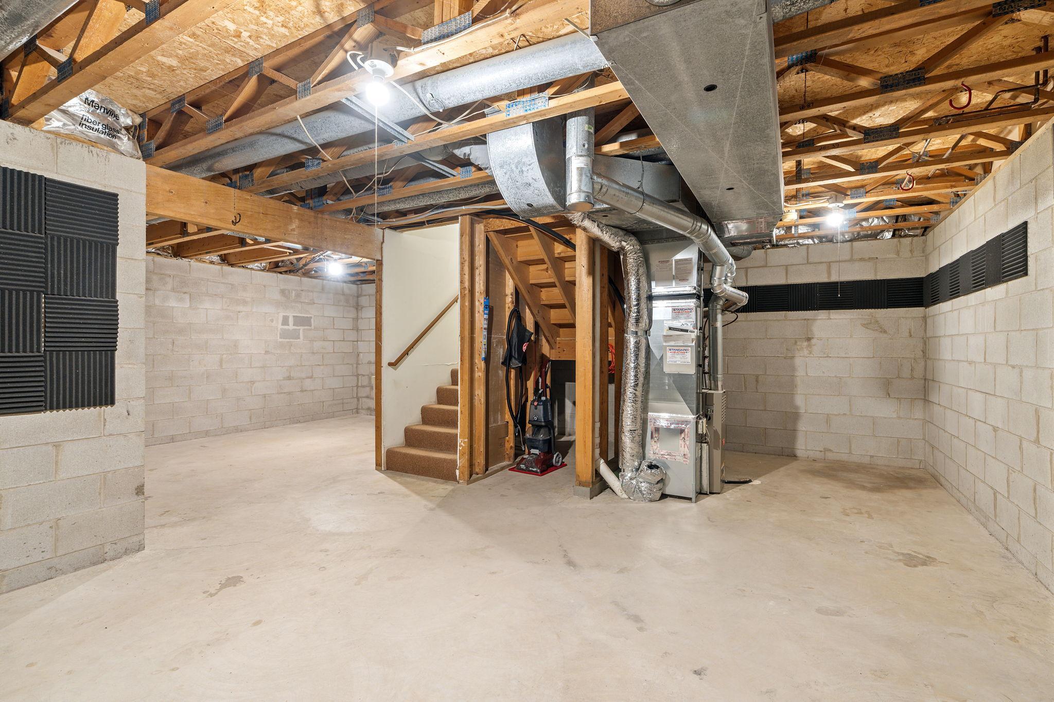 35-web-or-mls-3514 4th Ave S-35.jpg
