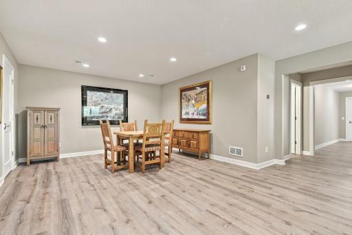 25 Phoebe Lane, North Oaks, MN 55127