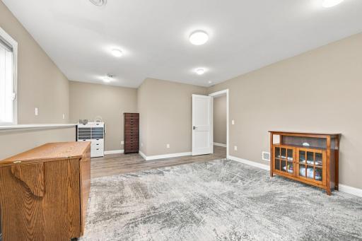 25 Phoebe Lane, North Oaks, MN 55127