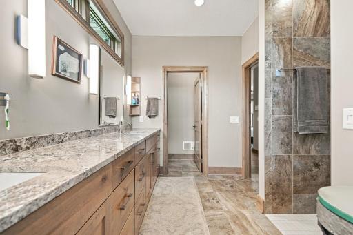 25 Phoebe Lane, North Oaks, MN 55127