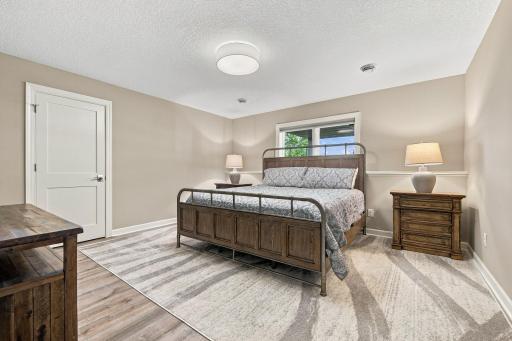 25 Phoebe Lane, North Oaks, MN 55127