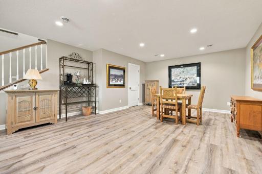 25 Phoebe Lane, North Oaks, MN 55127