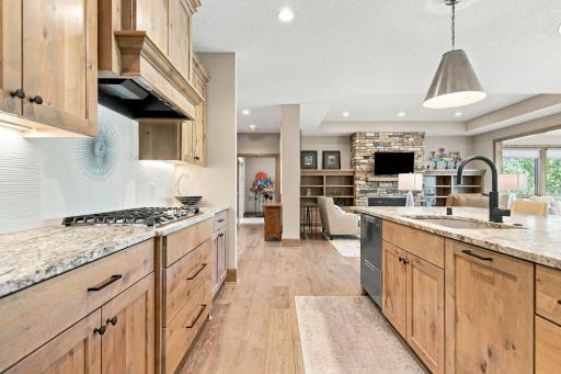 25 Phoebe Lane, North Oaks, MN 55127