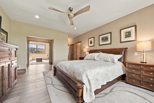 25 Phoebe Lane, North Oaks, MN 55127