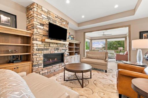 25 Phoebe Lane, North Oaks, MN 55127