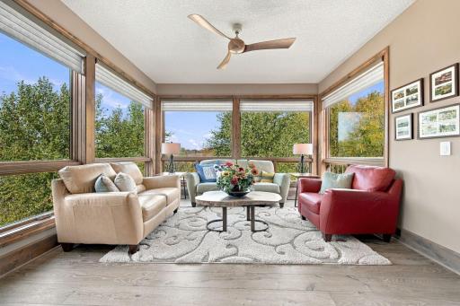 25 Phoebe Lane, North Oaks, MN 55127