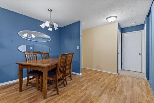 Vivid Spaces_4 Pine Tree Dr 314_008.jpg