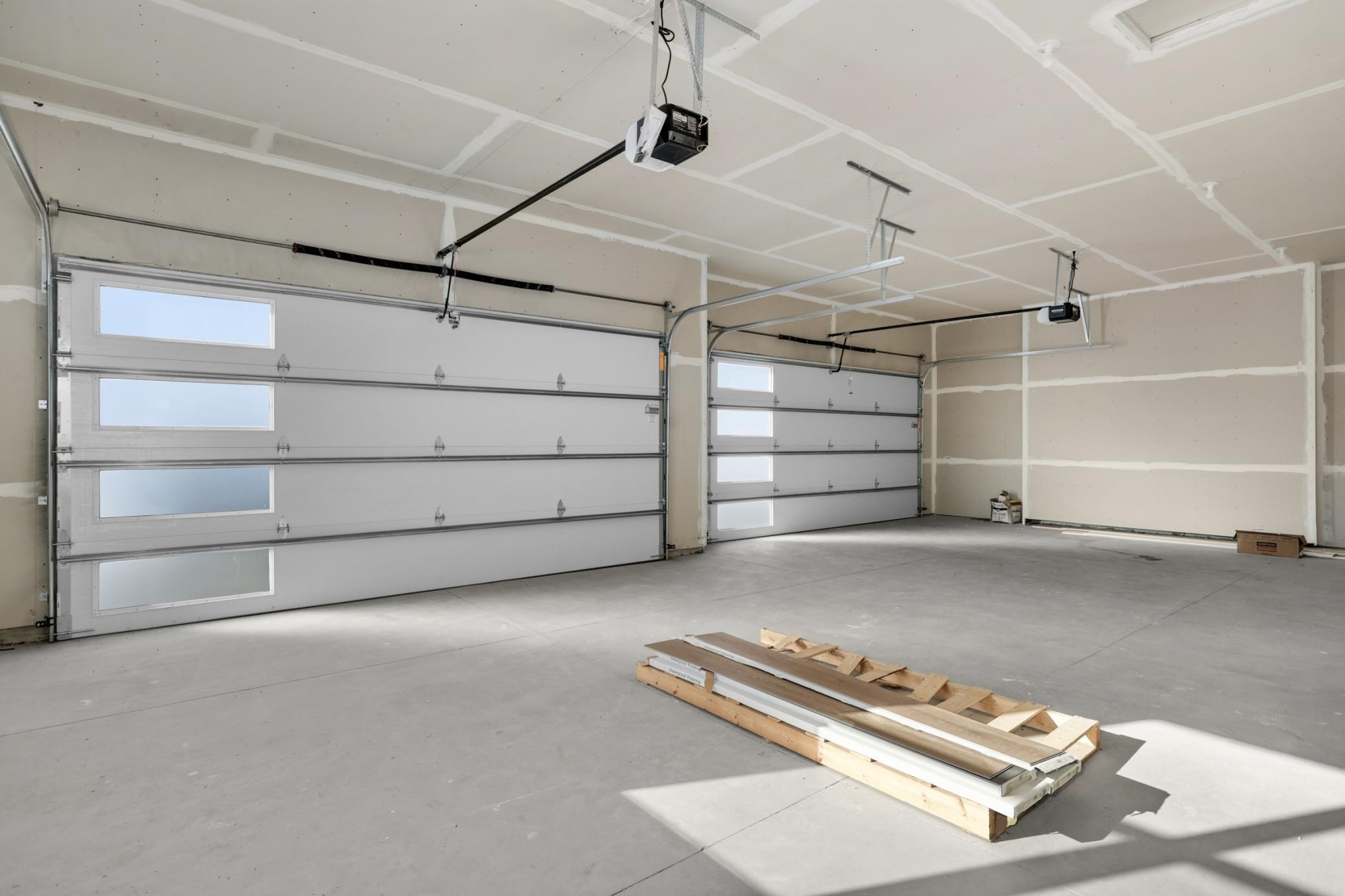 4 Car Garage!