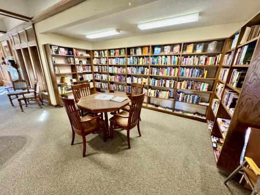 1000 Cannon Valley Drive E, 123, Northfield, MN 55057