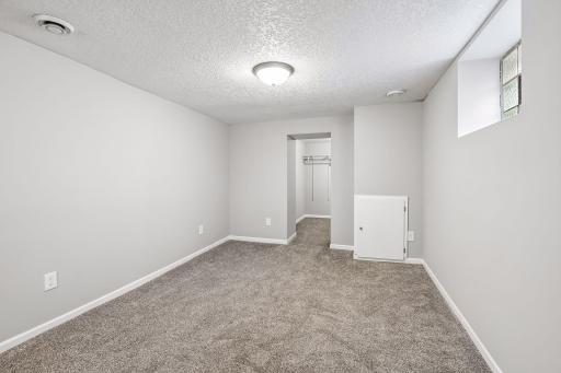 862 21st Avenue Southeast - Spacecrafting - 0027.jpg