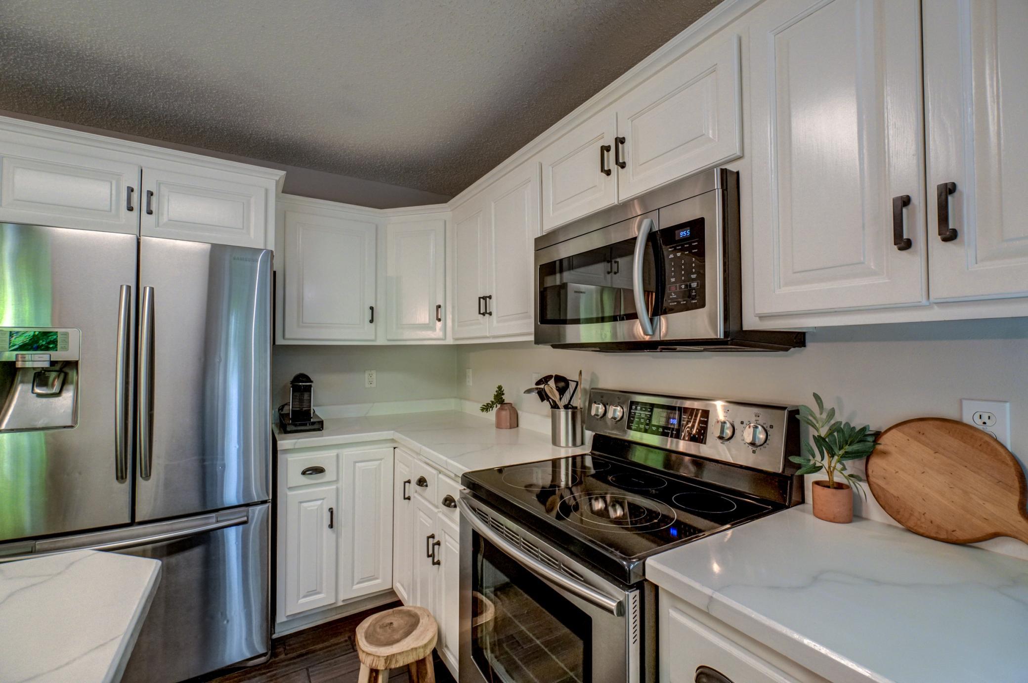 23084 Havelka Court North-37.jpg