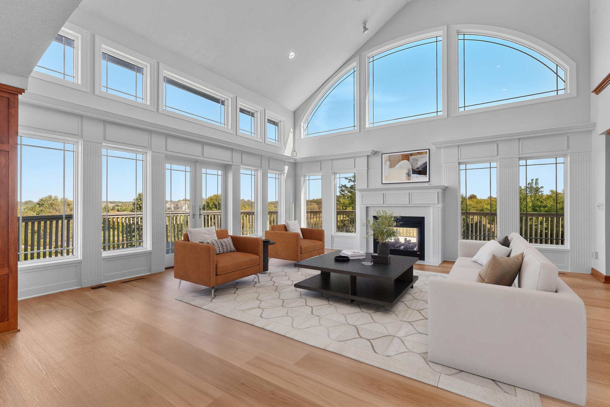 Soaring floor to Ceiling Windows