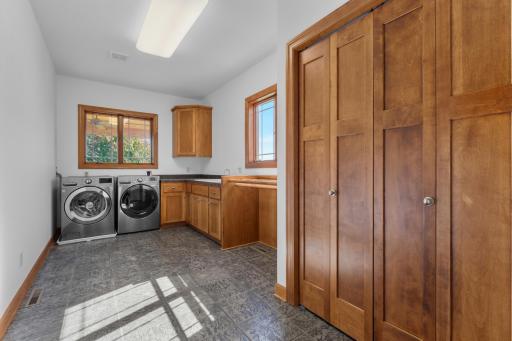1502 Epperstone Enclave NE, Byron, MN 55920