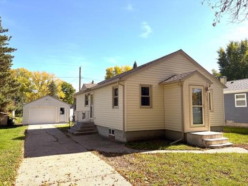 620 S 10th Street, Montevideo, MN 56265