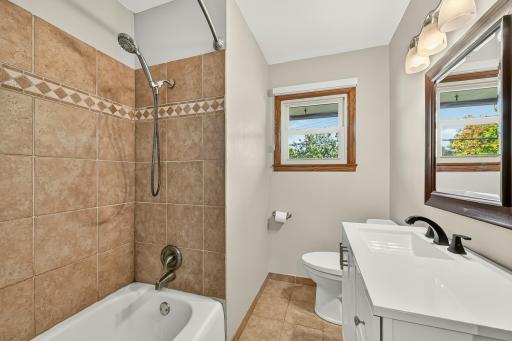 1809 26th Street NW, Rochester, MN 55901