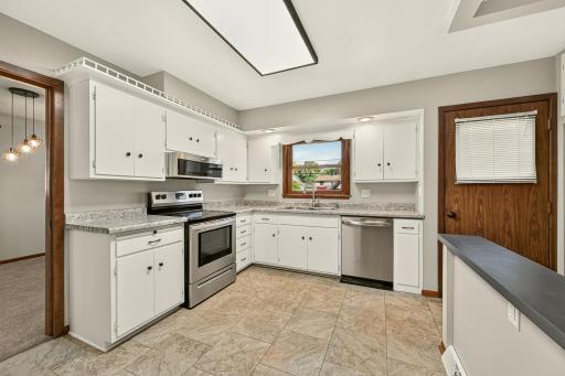 1809 26th Street NW, Rochester, MN 55901