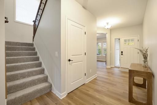 3471 Ridgestone Circle, Woodbury, MN 55129
