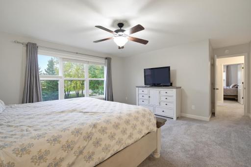 3471 Ridgestone Circle, Woodbury, MN 55129