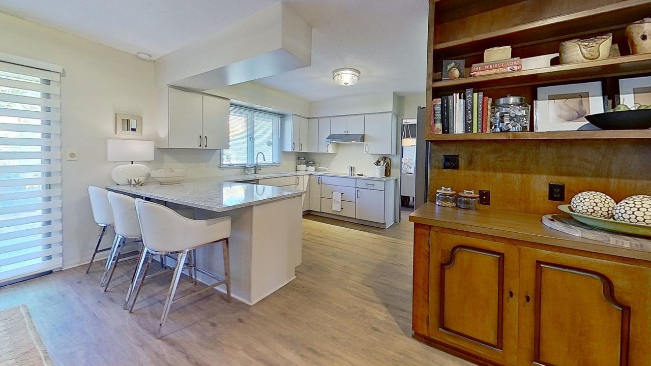 405-E-Marshall-St-Kitchen 2.jpg