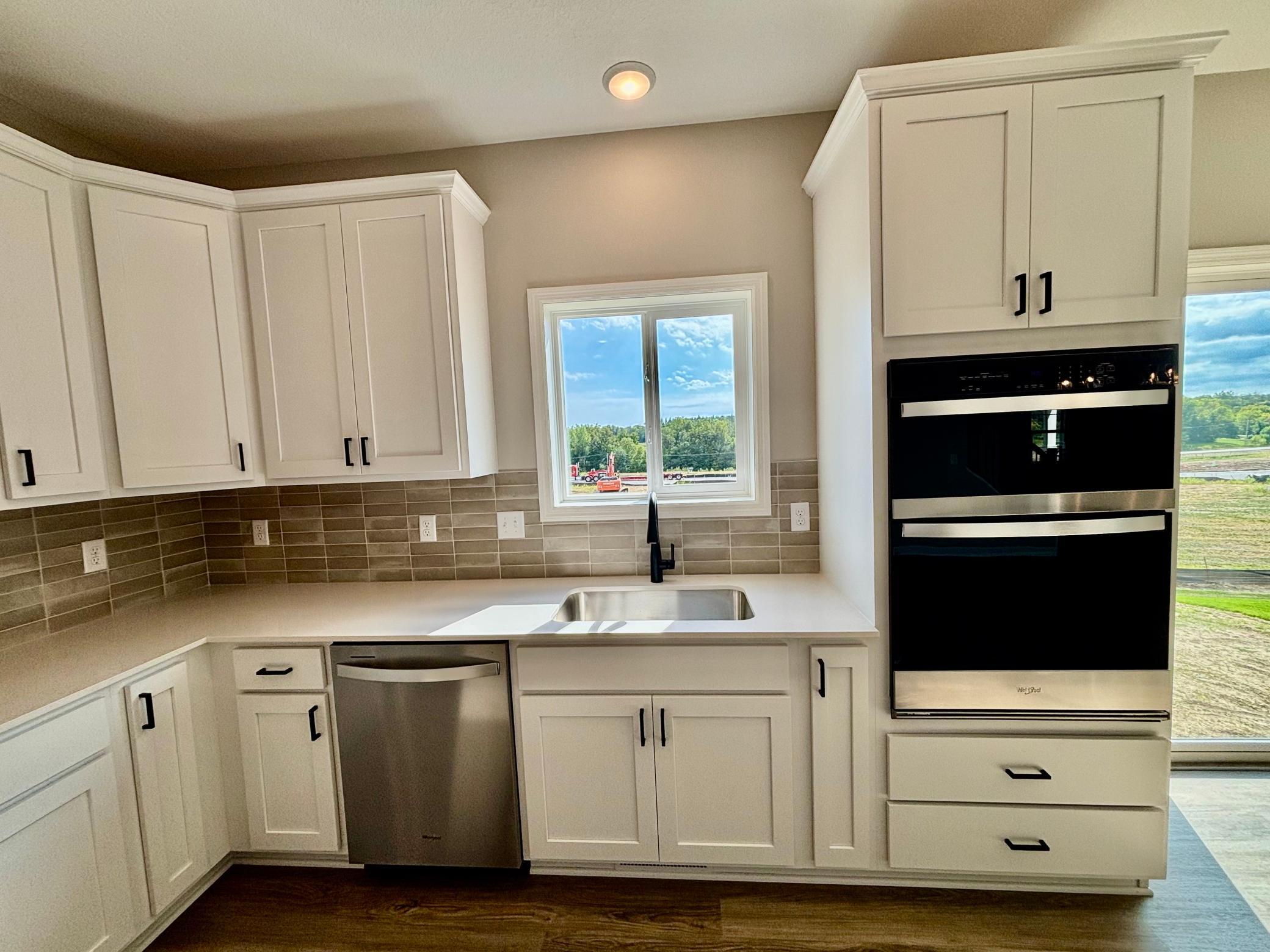 Kitchen - The Summit at 941 Kepler Ave NE in Oakview Ridge!