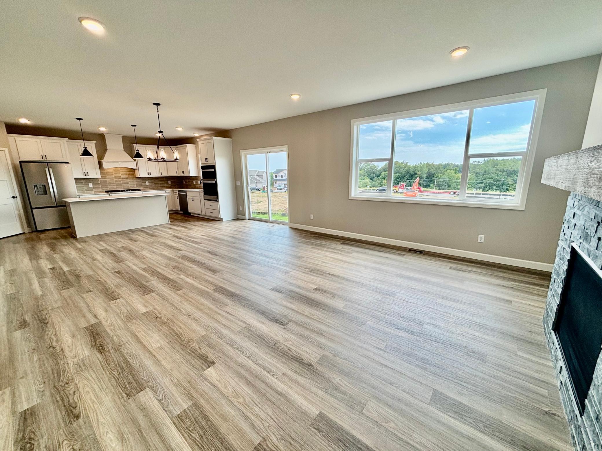 Dining - The Summit at 941 Kepler Ave NE in Oakview Ridge!