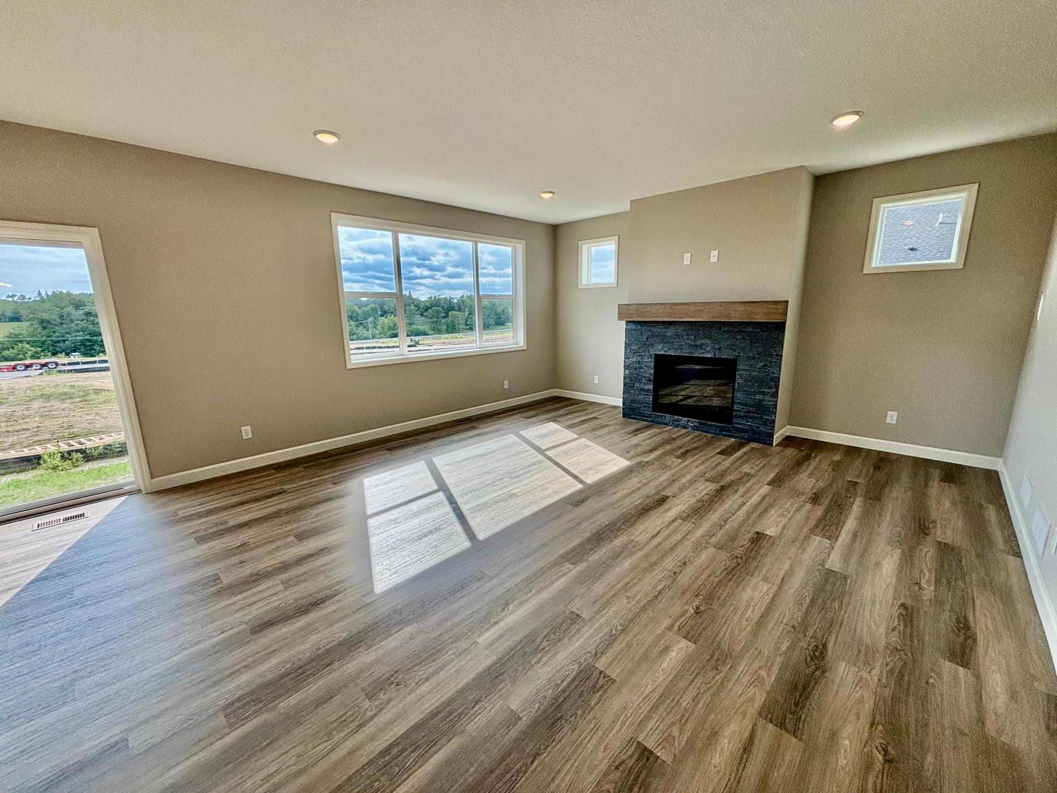Living Room - The Summit at 941 Kepler Ave NE in Oakview Ridge!