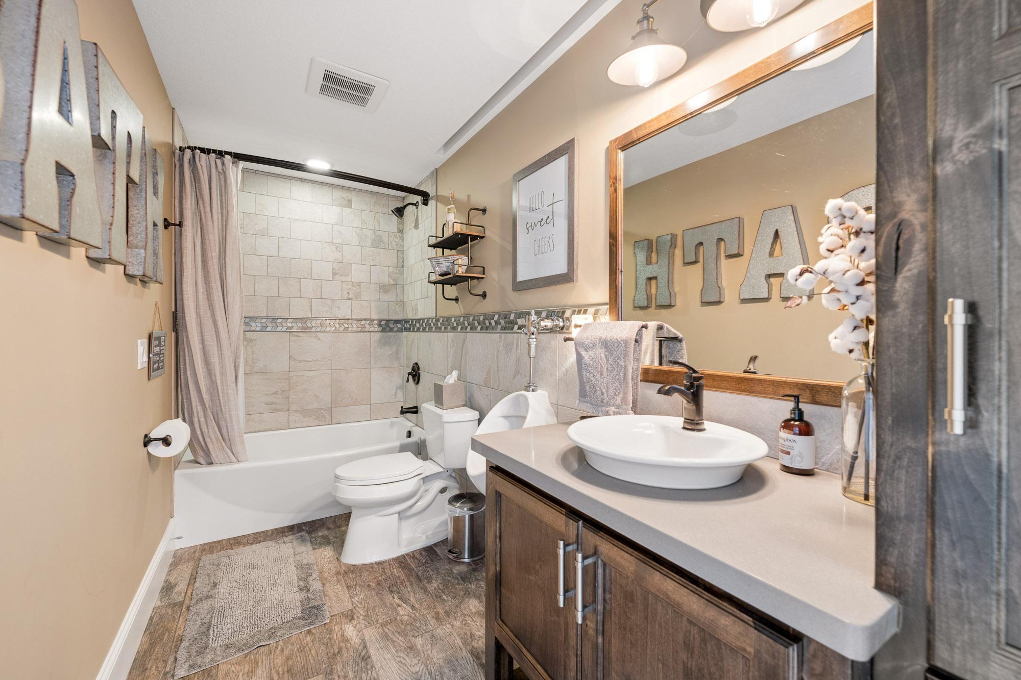 11003 Wesley Dr-MLS-42.jpg