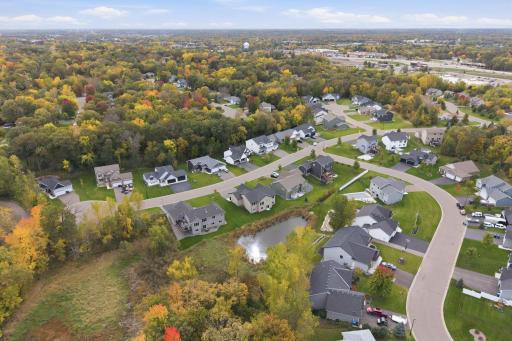 rime location in Hillside Estates on a desirable dead-end/cul-de-sac lot with beautiful pond views!