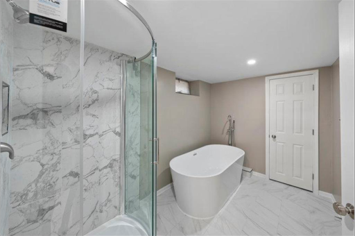 8033 Georgia Avenue N, Brooklyn Park, MN 55445