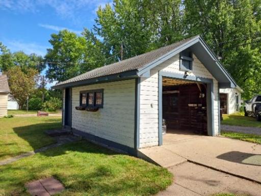 622 S 9th Street, Montevideo, MN 56265