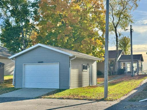 43833 Inlet Beach Road, Pelican Rapids, MN 56572