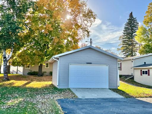 43833 Inlet Beach Road, Pelican Rapids, MN 56572