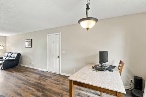 2657 5th Street E, Maplewood, MN 55119