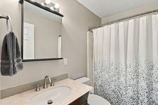 2657 5th Street E, Maplewood, MN 55119