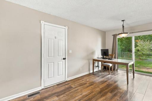 2657 5th Street E, Maplewood, MN 55119