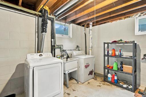 2657 5th Street E, Maplewood, MN 55119