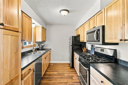 2657 5th Street E, Maplewood, MN 55119
